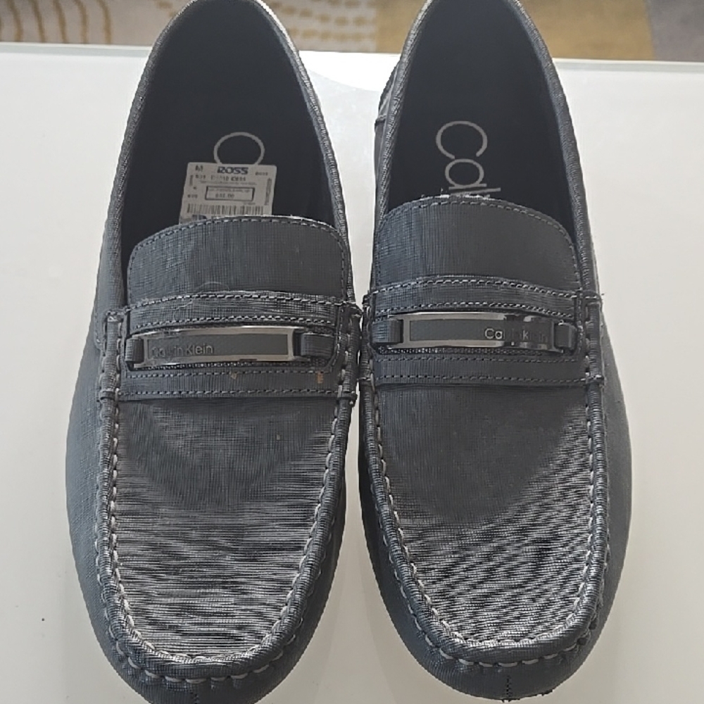 Calvin Klein Men's Charcoal Textured Slip-On Loafers